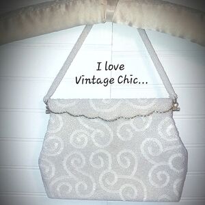 Vintage seed glass pearled style with gold frame clutch